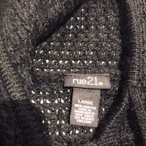 Rue21 Sweaters - Rue 21 Large oversized sweater hoodie Rue21 Sweaters - Rue 21 Large oversized sweater hoodie